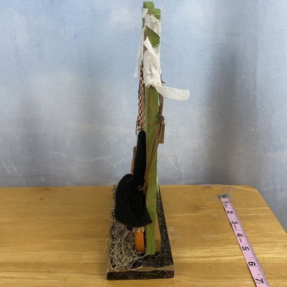 Rustic Wooden Halloween Mummy Pumpkin Dead End Spider Decoration Sign - Picture 2 of 4